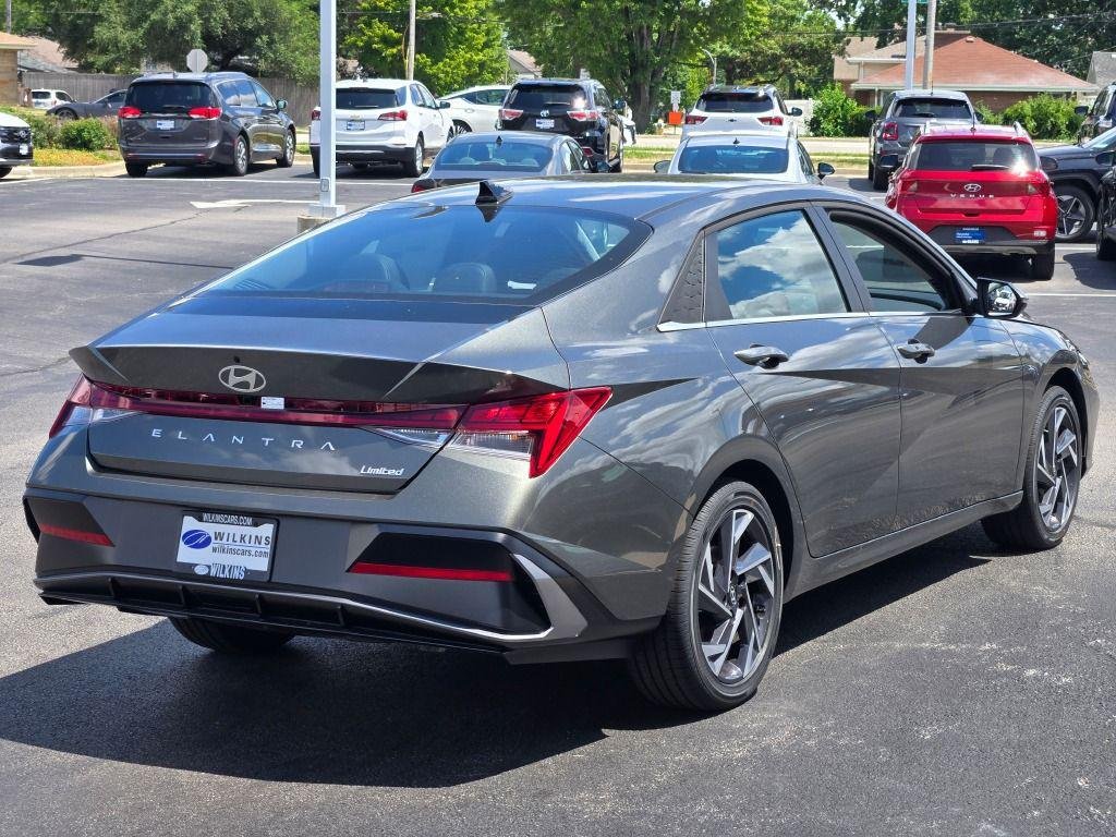 New 2026 Gray Hyundai Limited image 10
