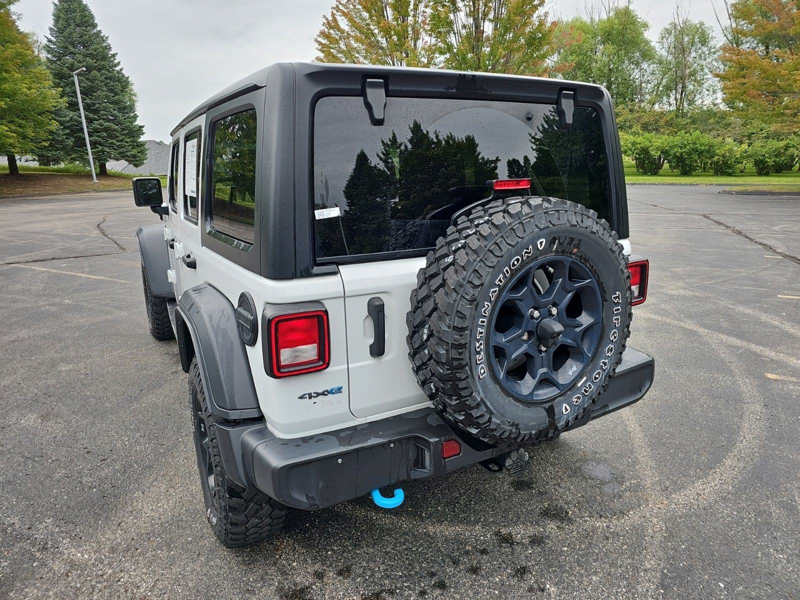 Certified Used 2023 Bright White Clearcoat Jeep Willys image 3