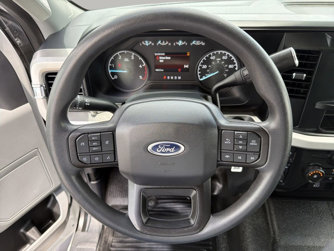 Used 2023 Oxford White Ford XLT image 26