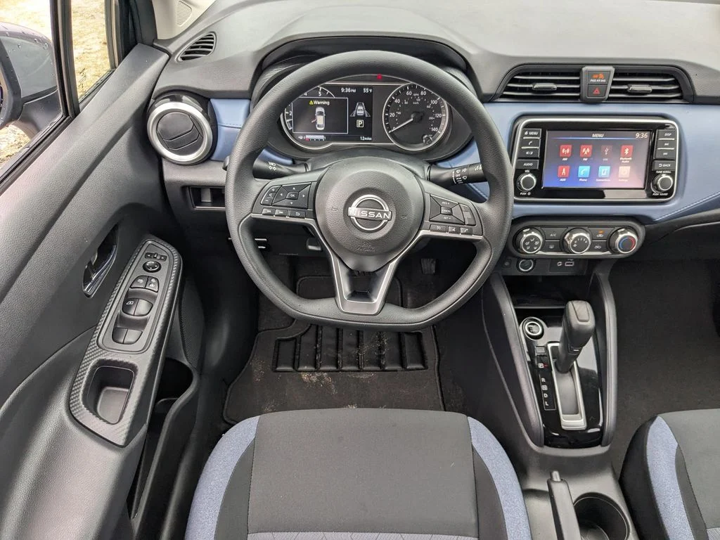 2025 Nissan Versa Sedan SV - Photo 17
