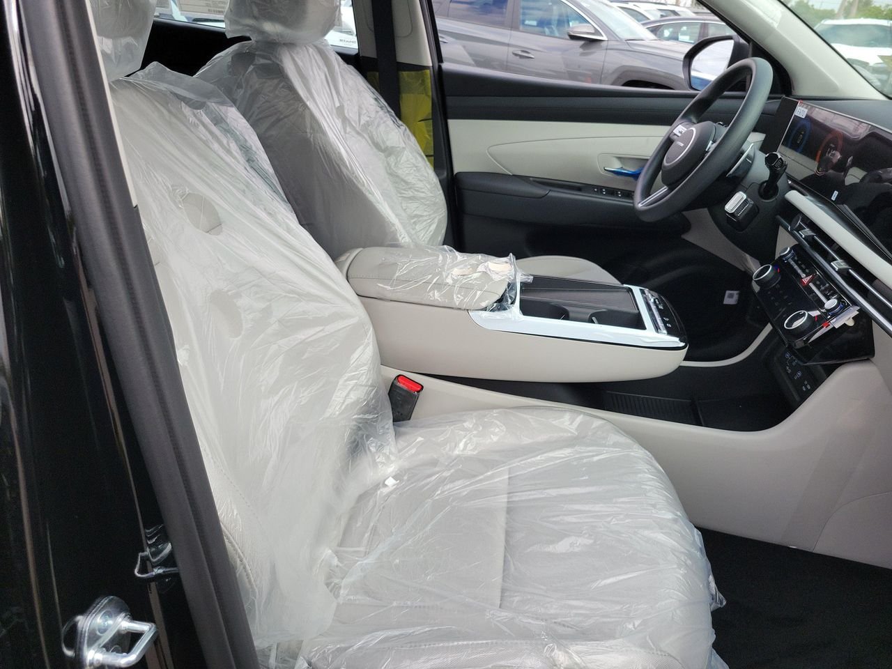 New 2026 Ash Black Hyundai SE image 17