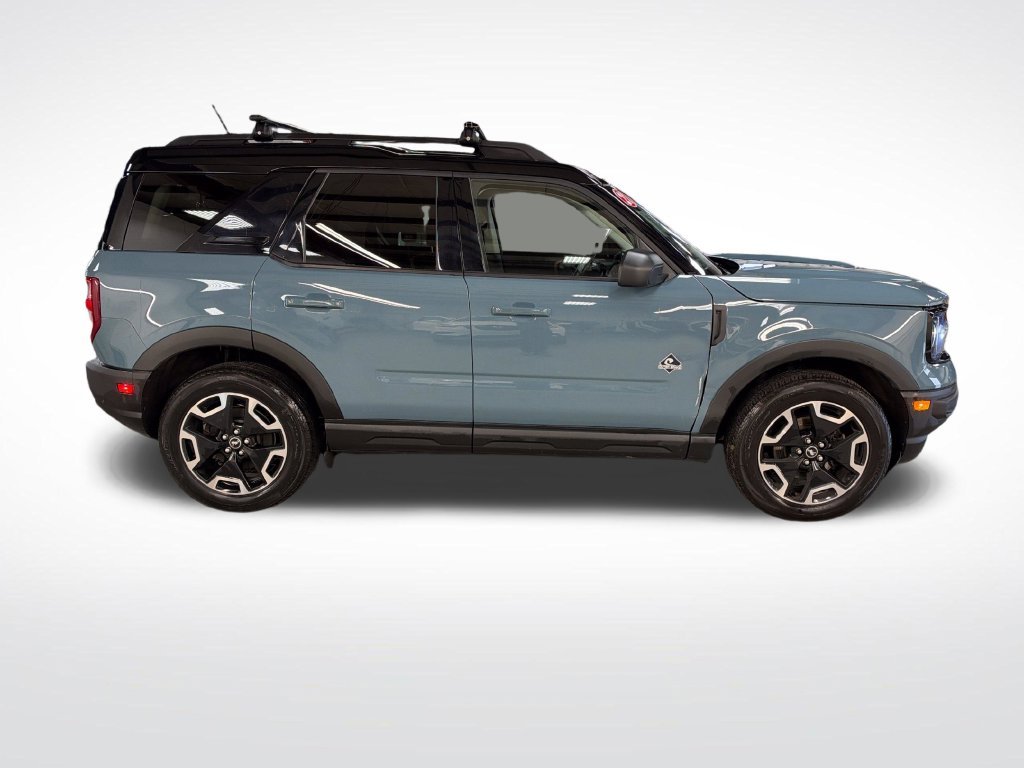 Used 2021 Blue Ford Outer Banks image 7