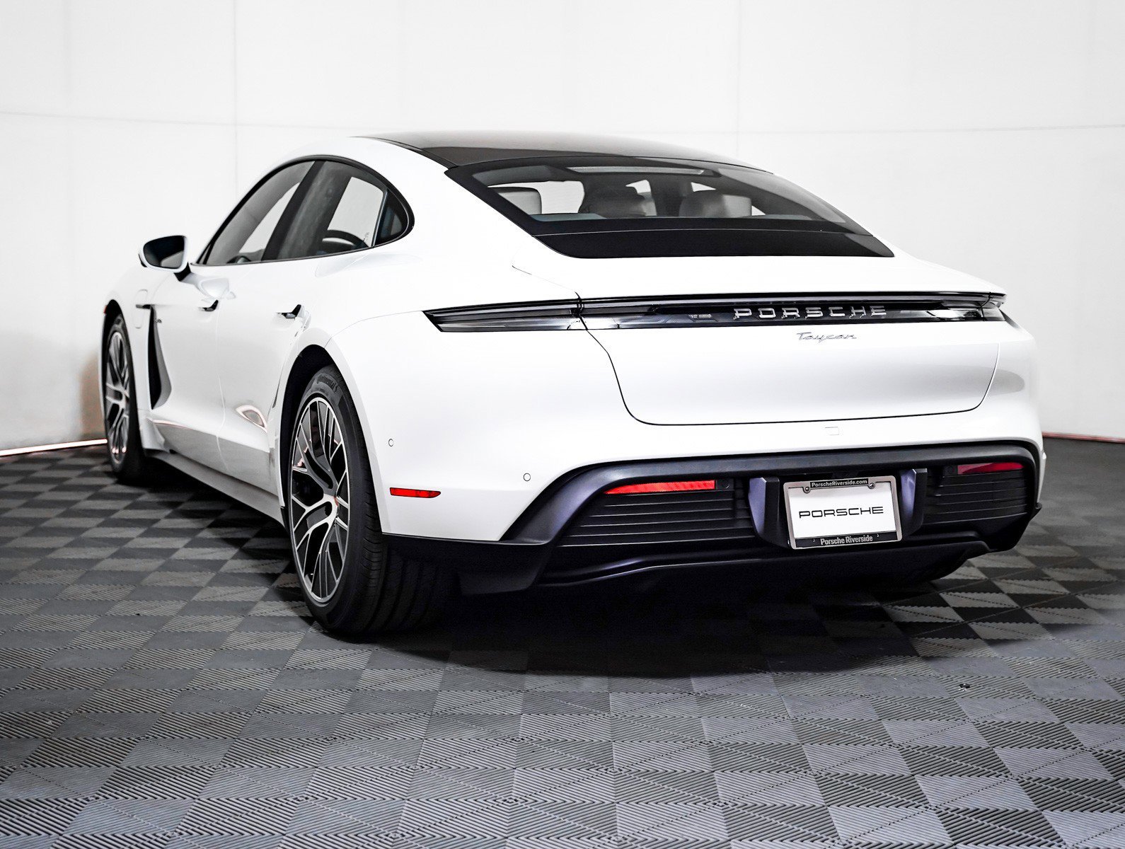 New 2026 White Porsche  image 3