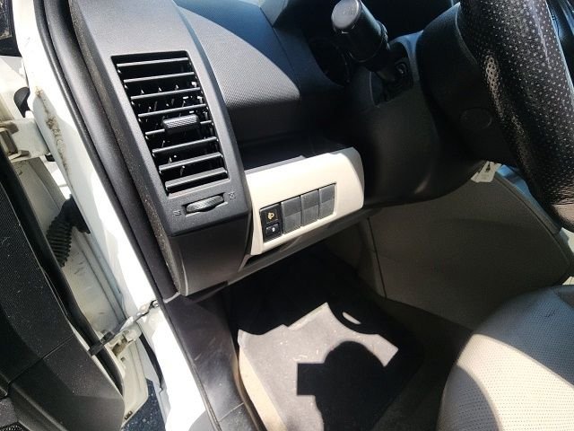Used 2009 White Mazda Grand Touring image 22