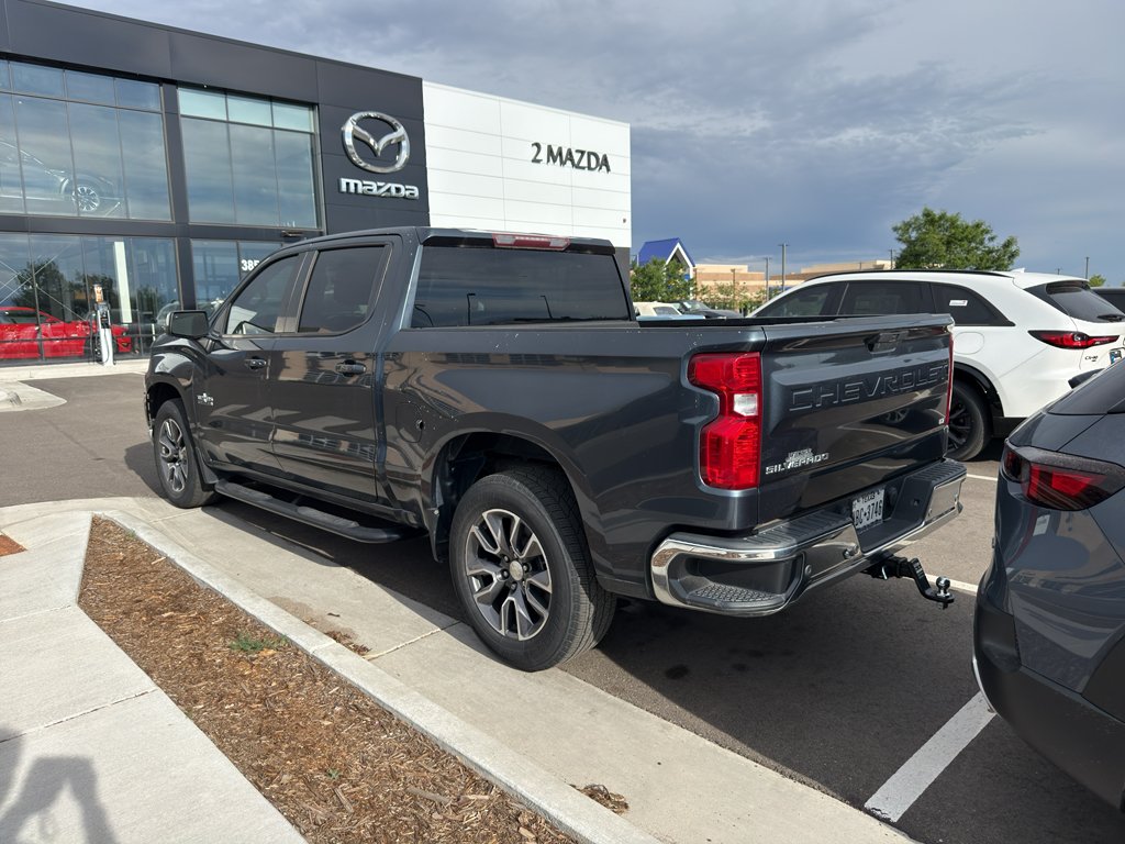 Used 2020 Shadow Gray Metallic Chevrolet LT image 4