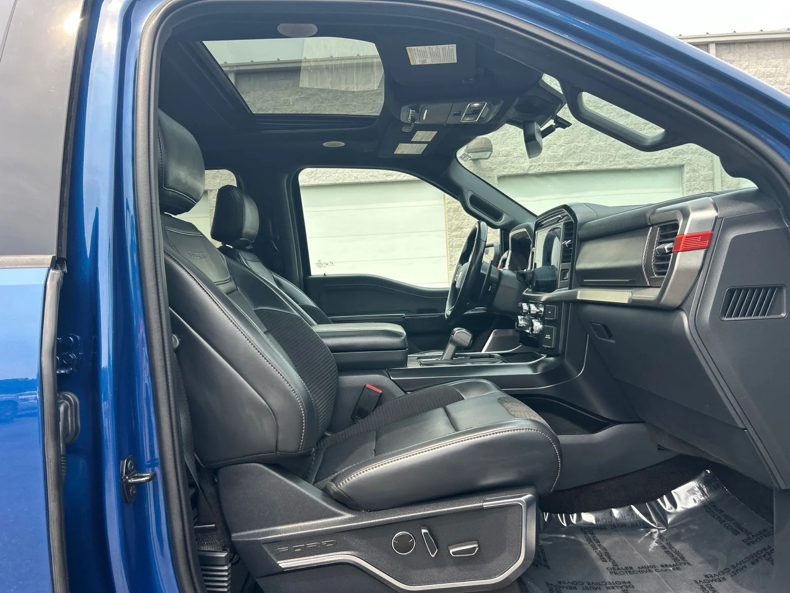 Used 2022 Atlas Blue Metallic Ford Raptor image 29