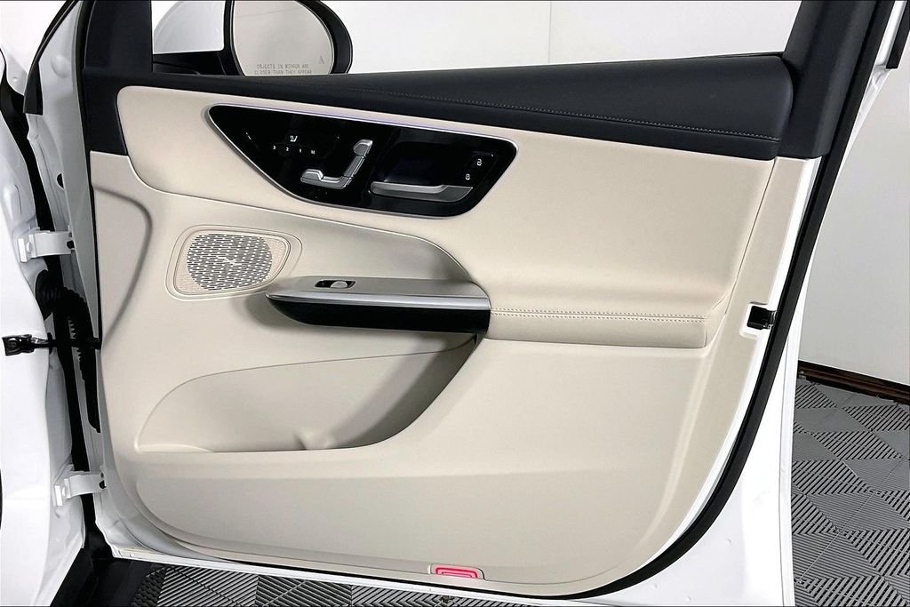 2025 Mercedes-Benz GLC Base - Photo 16