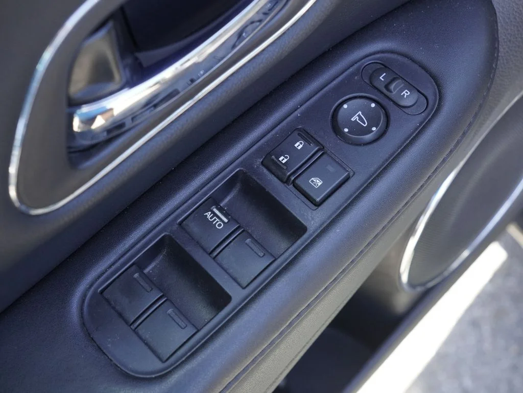 Used 2019 Gray Honda EX-L image 8