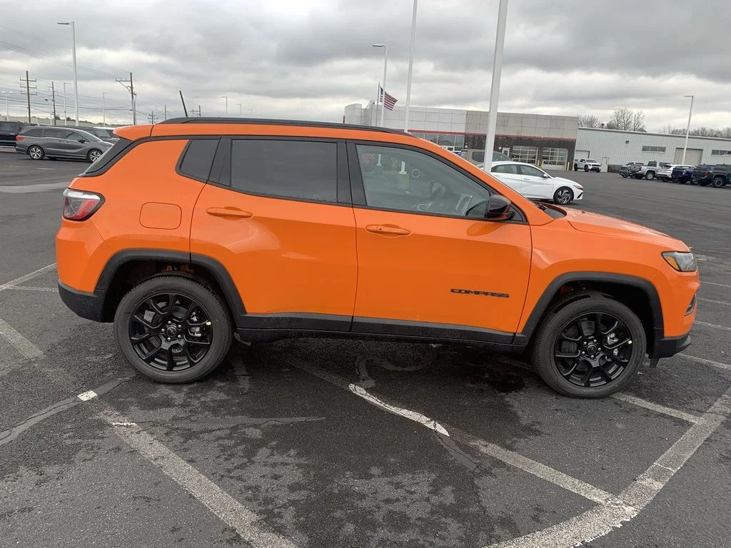 2026 Jeep Compass Altitude - Photo 9
