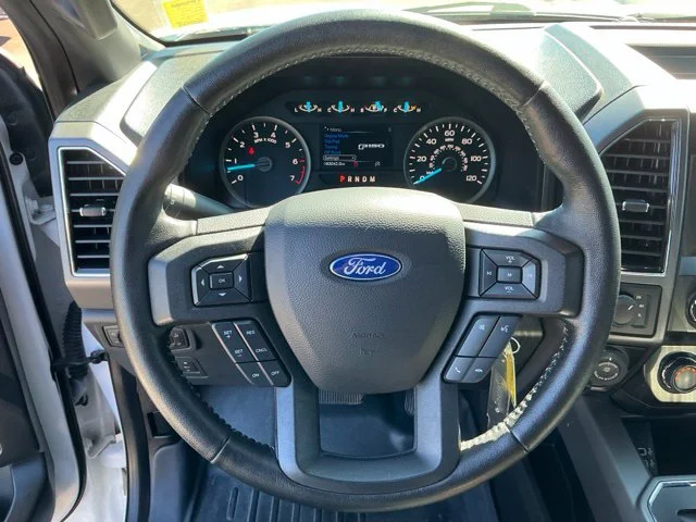 Certified Used 2019 Oxford White Ford XLT image 31