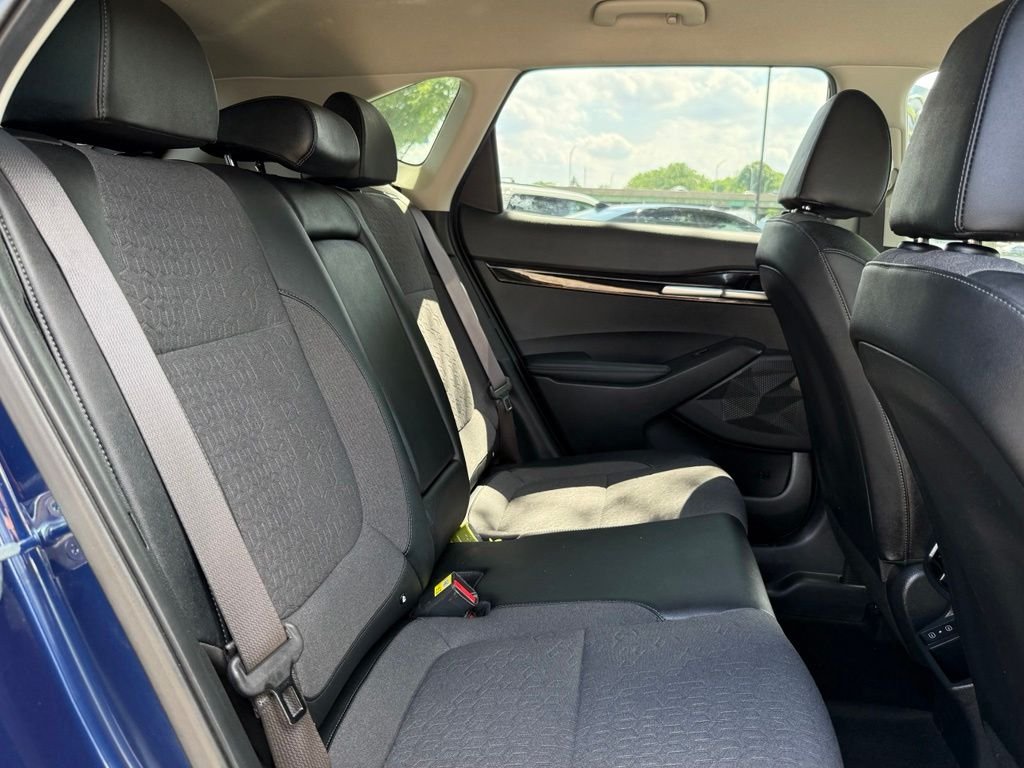 Used 2024 Dark Ocean Blue / White Roof Kia S image 27