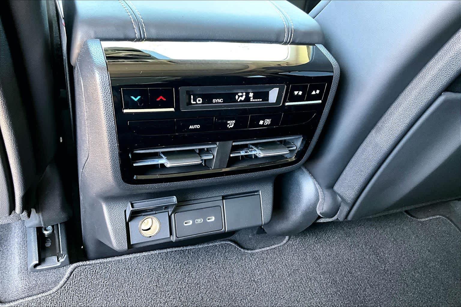 New 2026 Solar Silver Metallic Acura w/Technology Package image 19