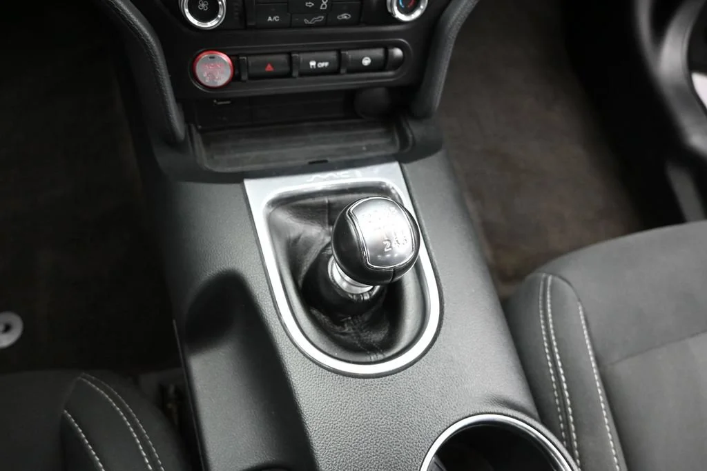 Used 2018 Black Ford GT image 14