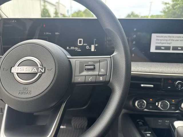 Used 2025 White Nissan SV image 17