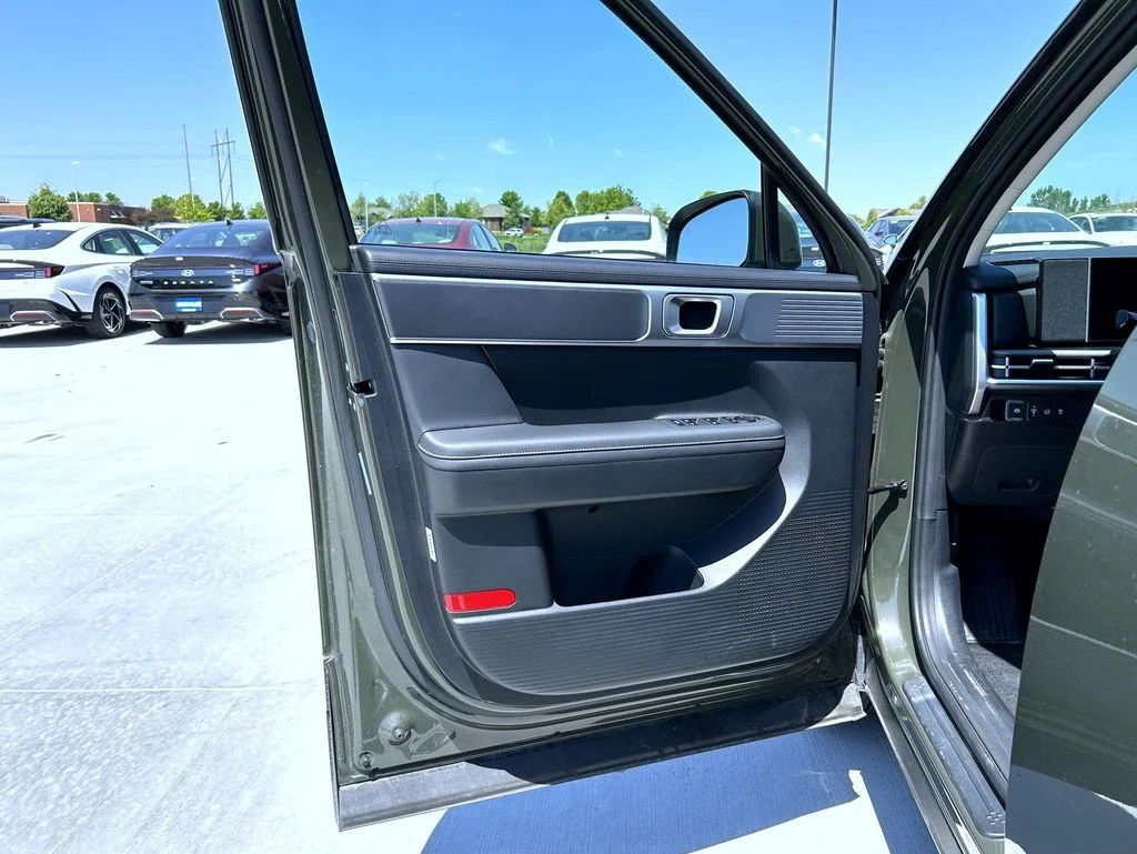 Used 2026 Green Hyundai SEL image 10