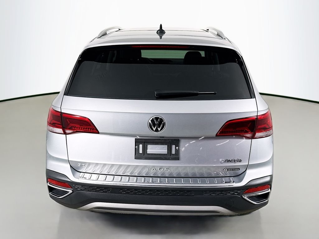 Used 2023 Silver Volkswagen 1.5T SE image 10