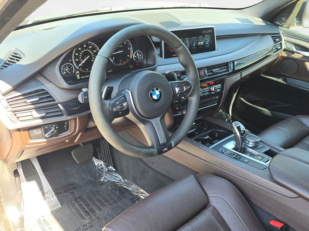 Used 2017 White BMW xDrive35d image 20