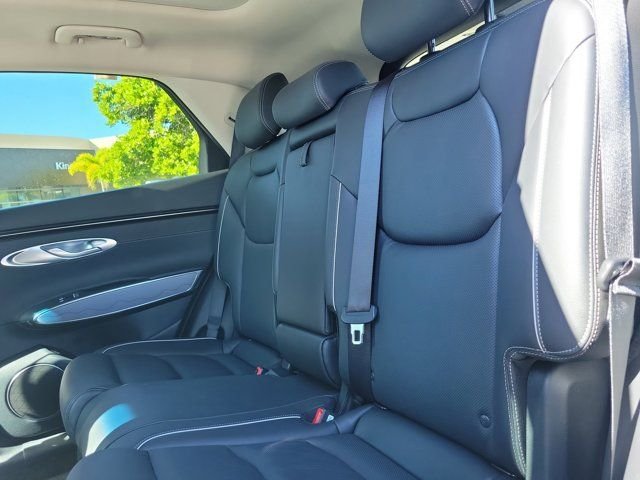 2024 GENESIS GV70 Standard - Photo 12