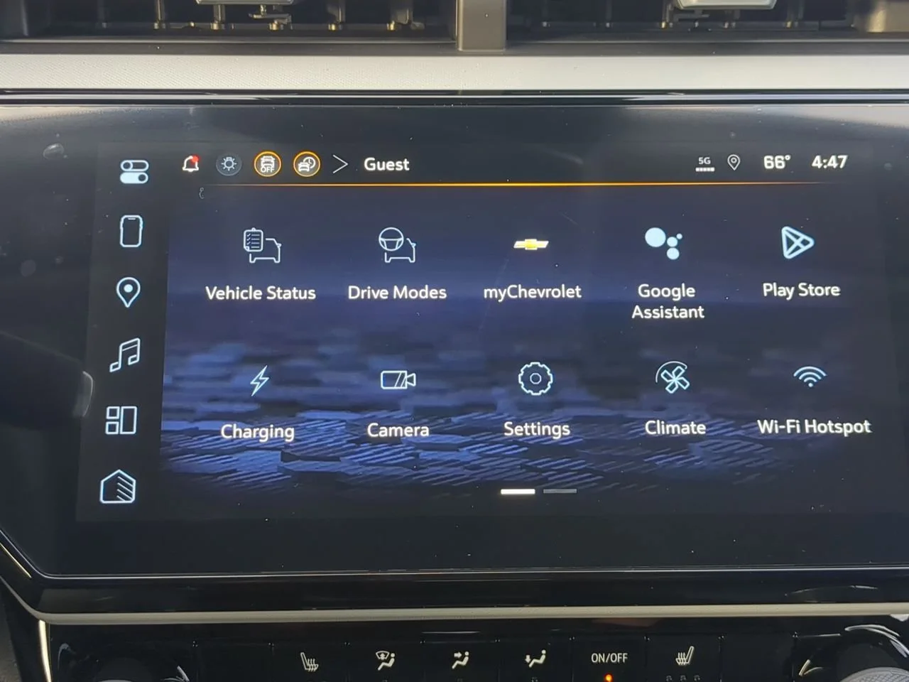 New 2027 Mosaic Black Metallic Chevrolet LT image 13