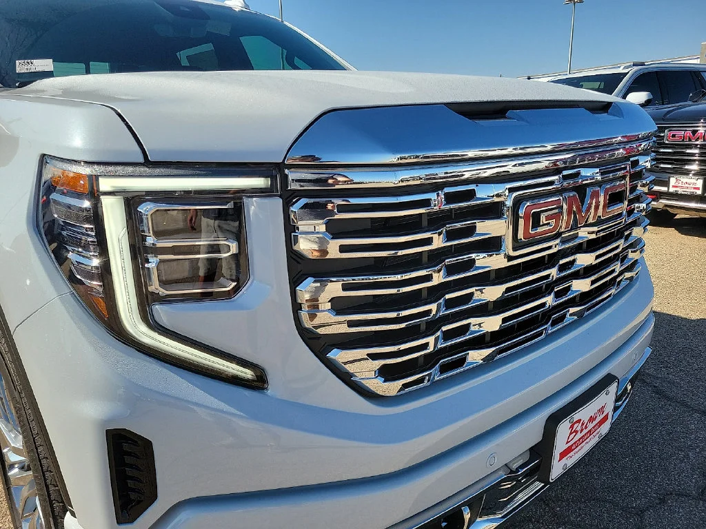 2026 GMC Sierra 1500 Denali - Photo 13