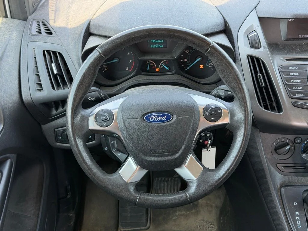 Used 2016 Silver Ford XL image 9