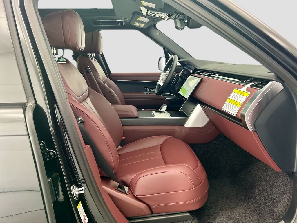 New 2026 Santorini Black Land Rover SE image 19