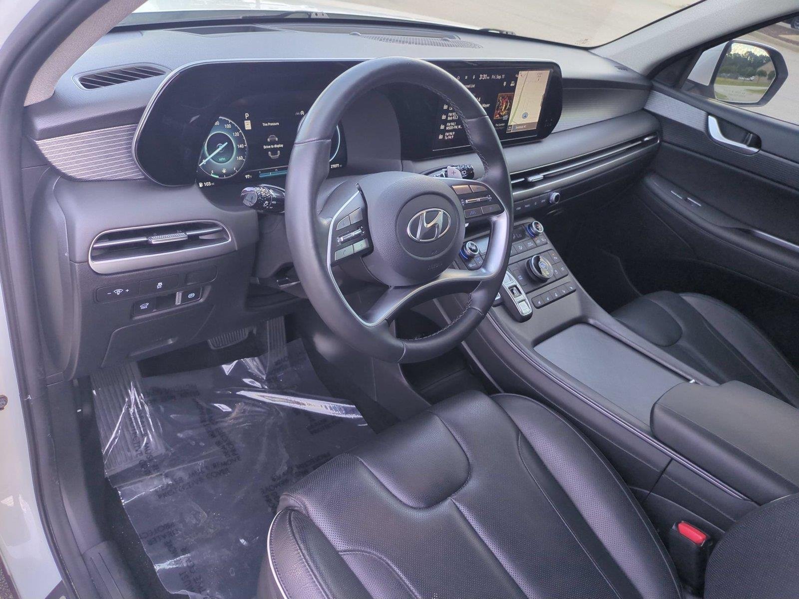 Used 2024 Hyper White Hyundai Limited image 18