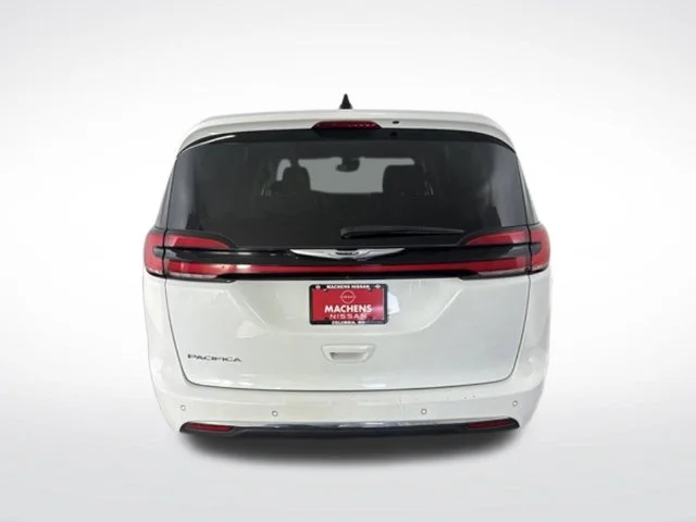 Used 2023 White Chrysler Touring L image 8