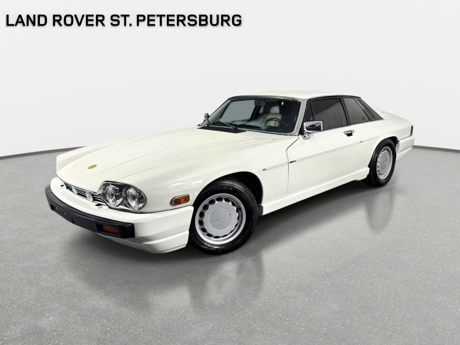 Used 1991 White Jaguar V12 image 1