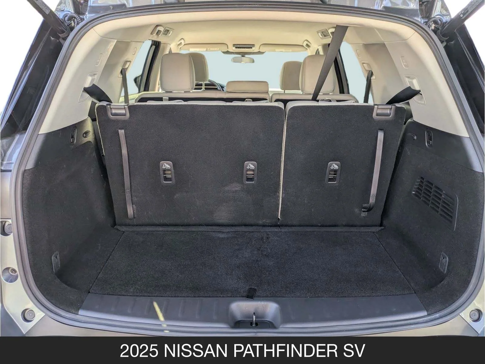 Used 2025 Gun Metallic Nissan SV image 20