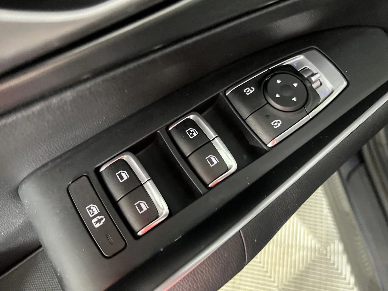 Used 2023 Gravity Blue Kia EX image 12