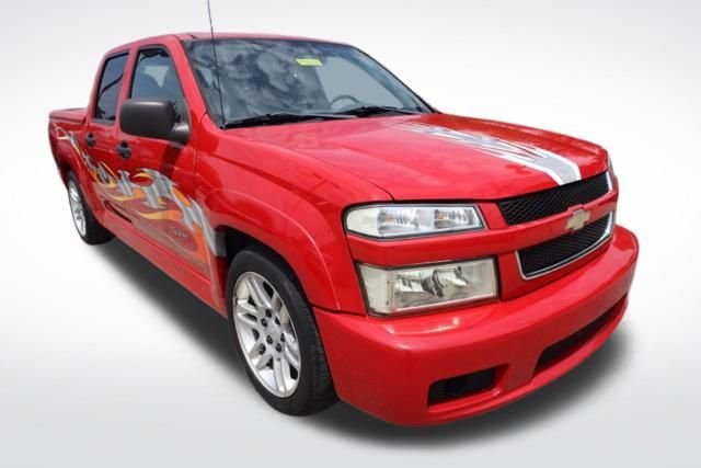 Used 2005 Red Chevrolet LS image 2