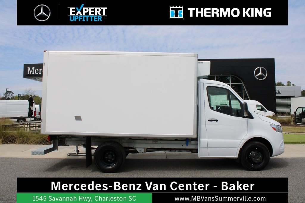 Pre-Owned 2023 Mercedes-Benz Sprinter 4500 144″ 12 Refer Box in