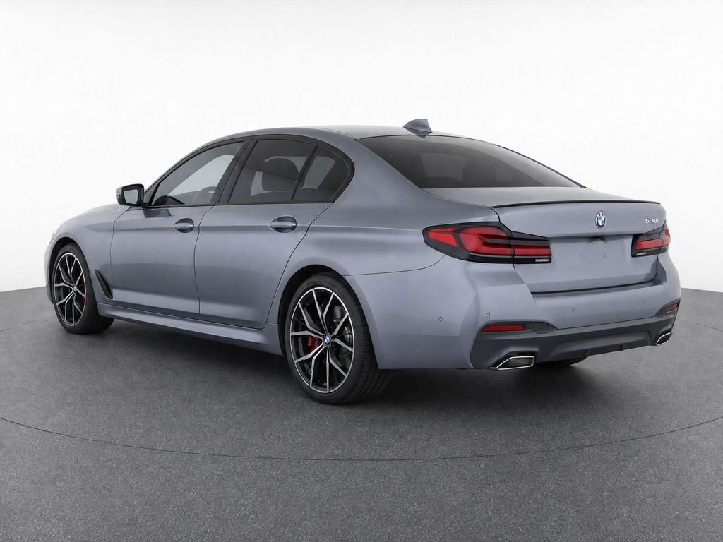 Certified Used 2023 Skyscraper Grey Metallic BMW 530i image 5