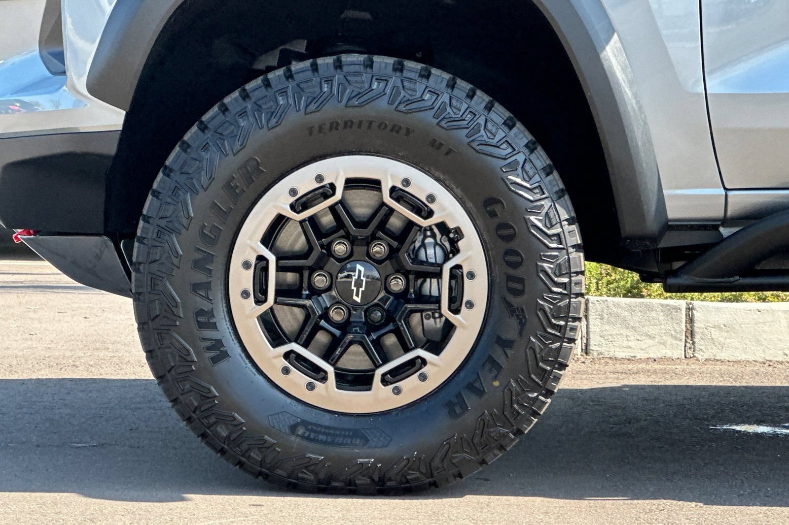 2026 Chevrolet Colorado ZR2 - Photo 24