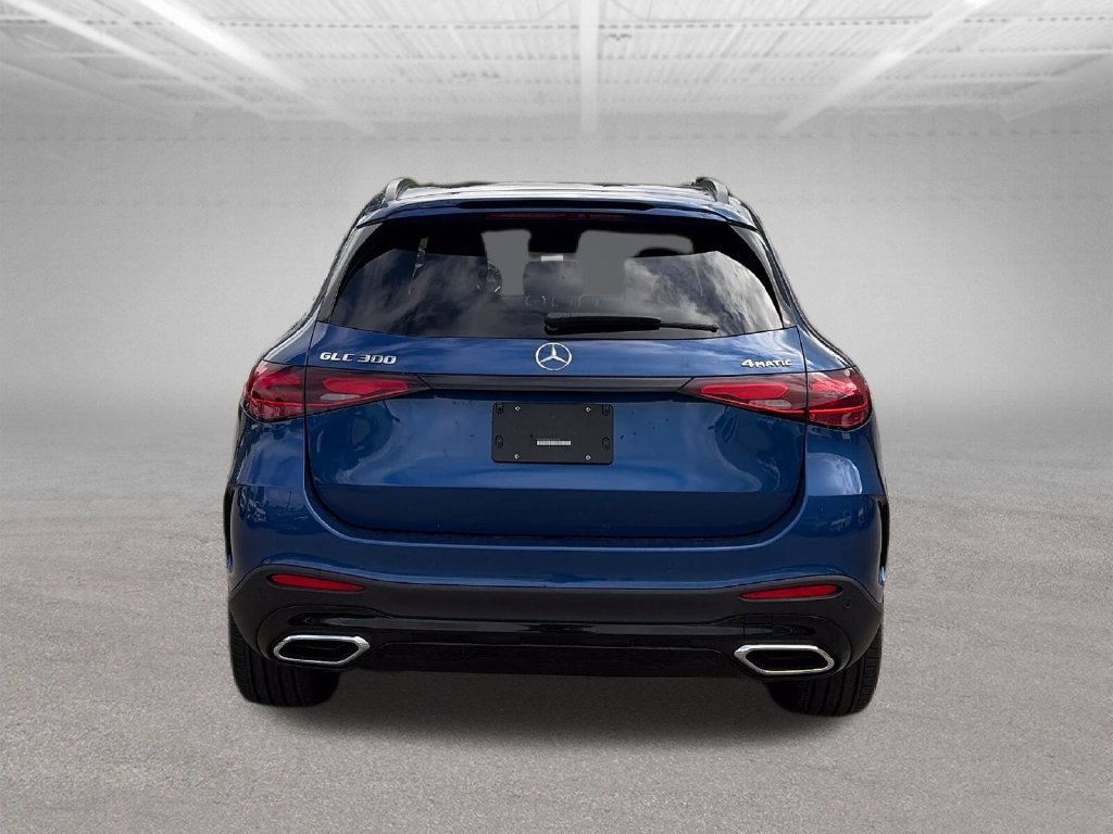 New 2027 Starling Blue Metallic Mercedes-Benz GLC 300 image 4