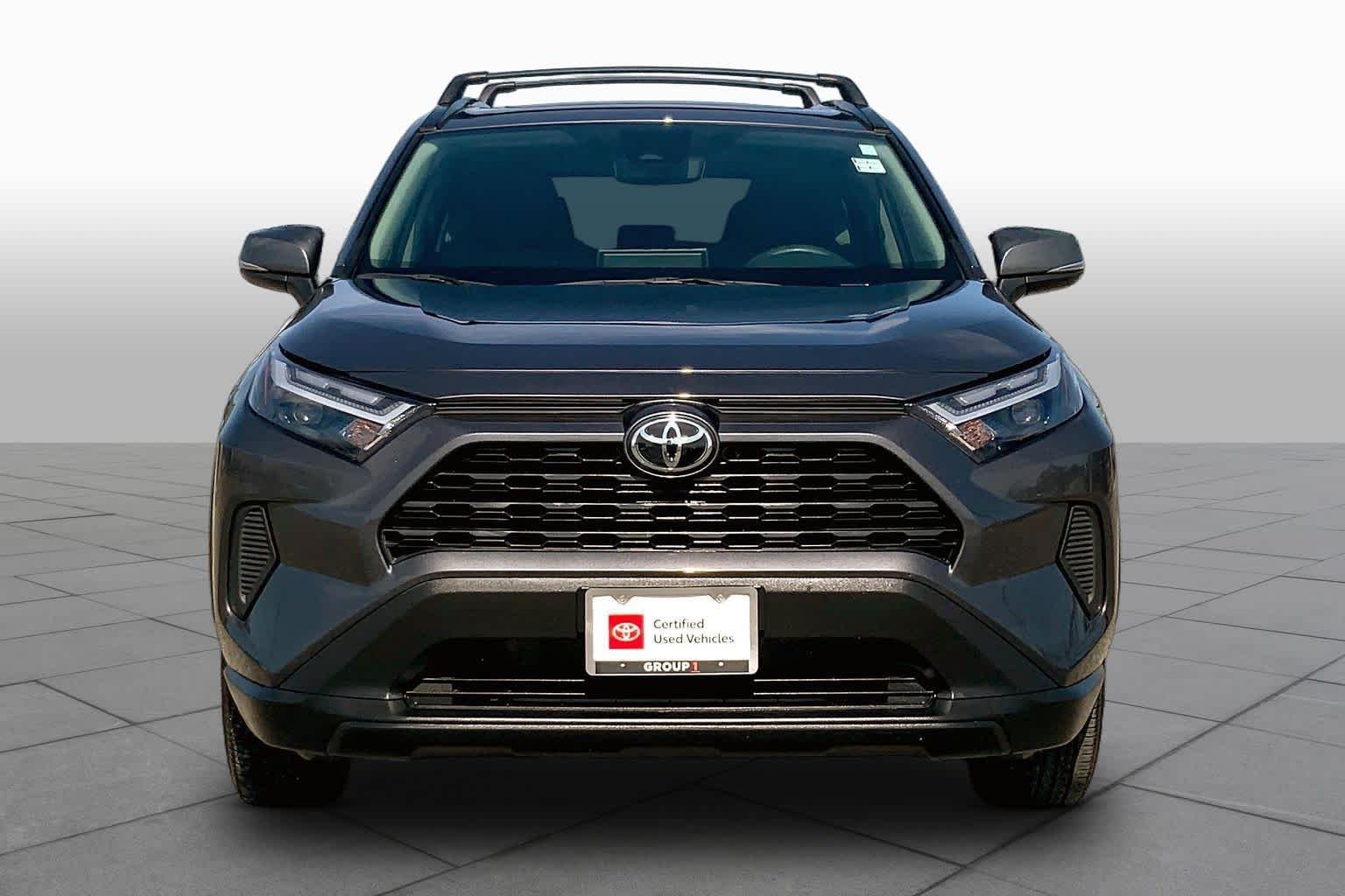 Certified Used 2025 Magnetic Gray Metallic Toyota XLE image 4