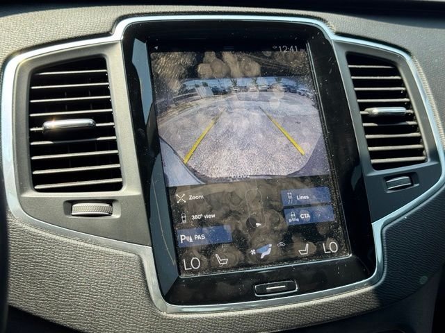 Used 2020 Black Volvo T6 Momentum image 34