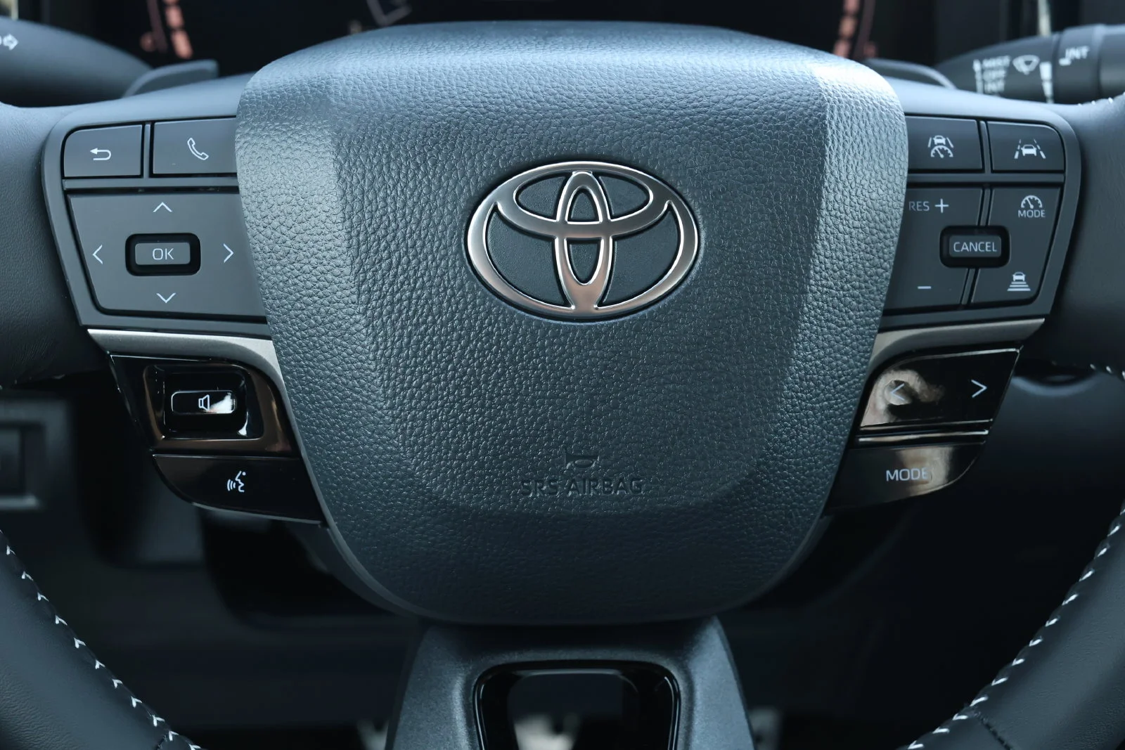 New 2026 Ice Cap Toyota SE image 16