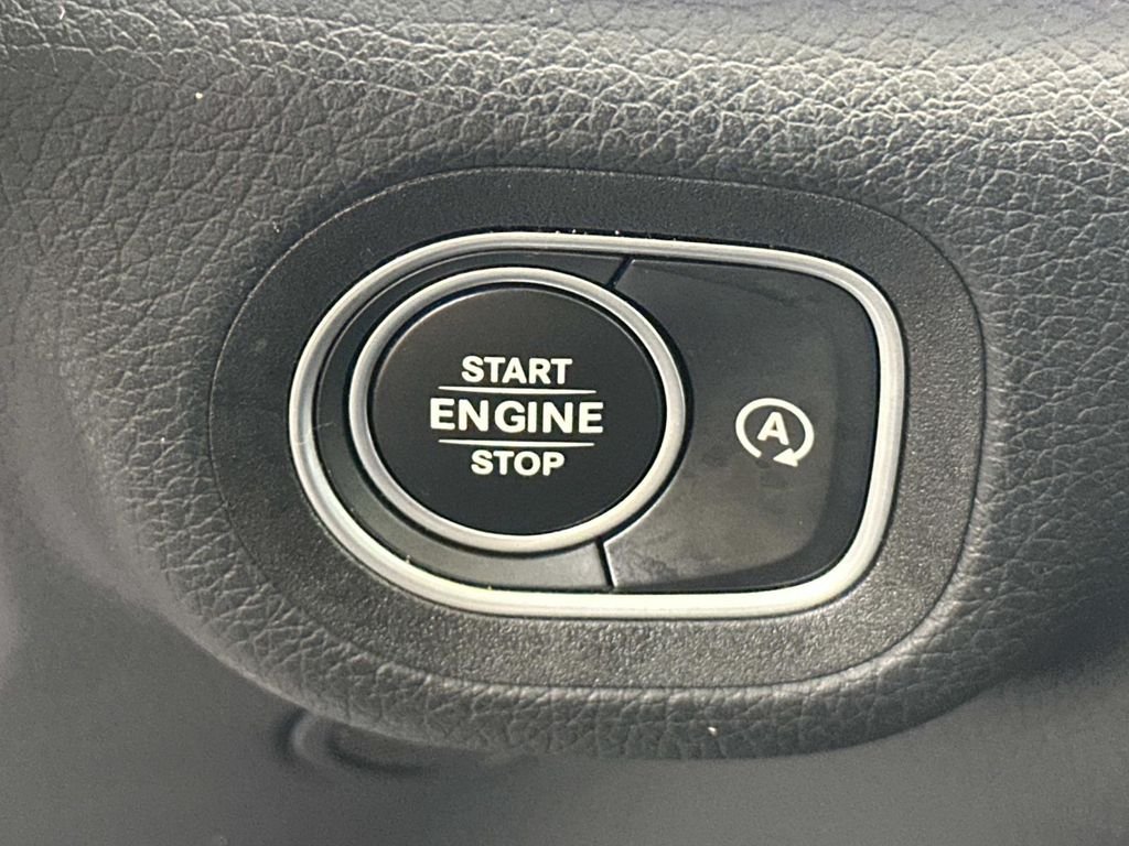 Used 2021 Black Mercedes-Benz GLE 350 image 26