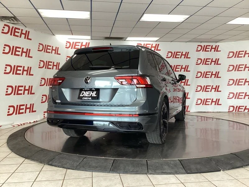 Used 2023 Gray Volkswagen 2.0T SE R-Line Black image 7