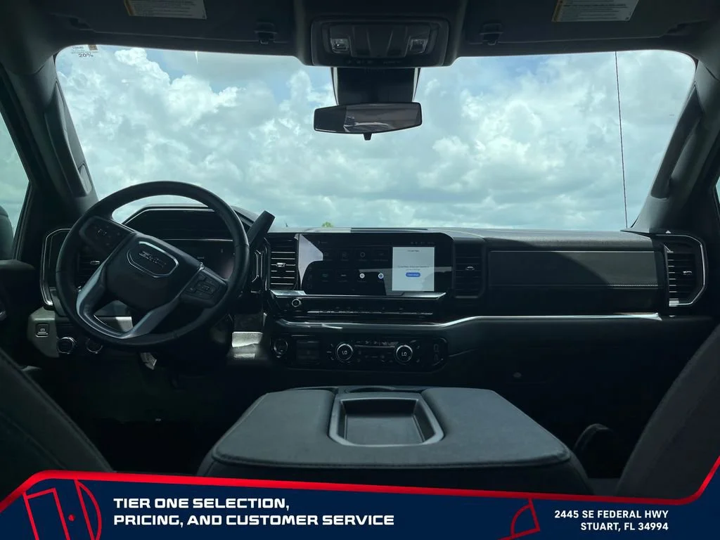 Used 2025 Titanium Rush Metallic GMC Elevation image 15