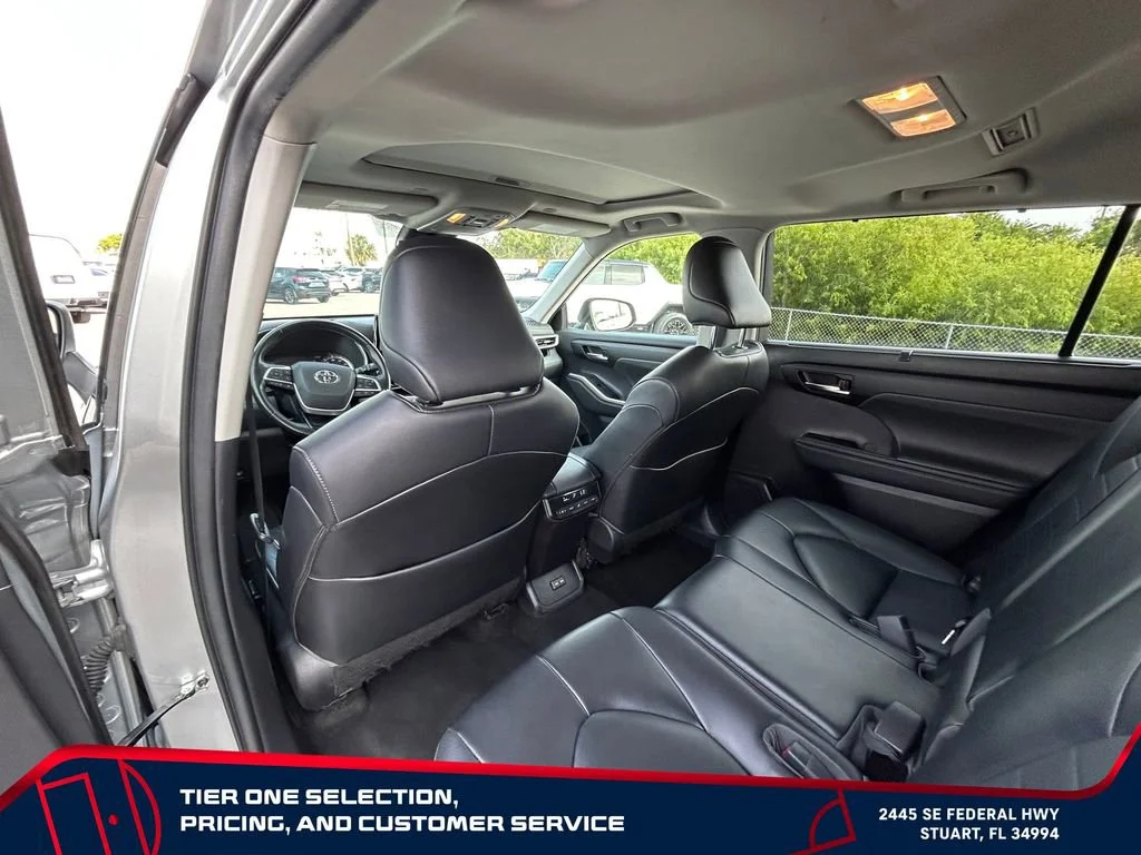 Used 2023 Silver Toyota XLE image 14