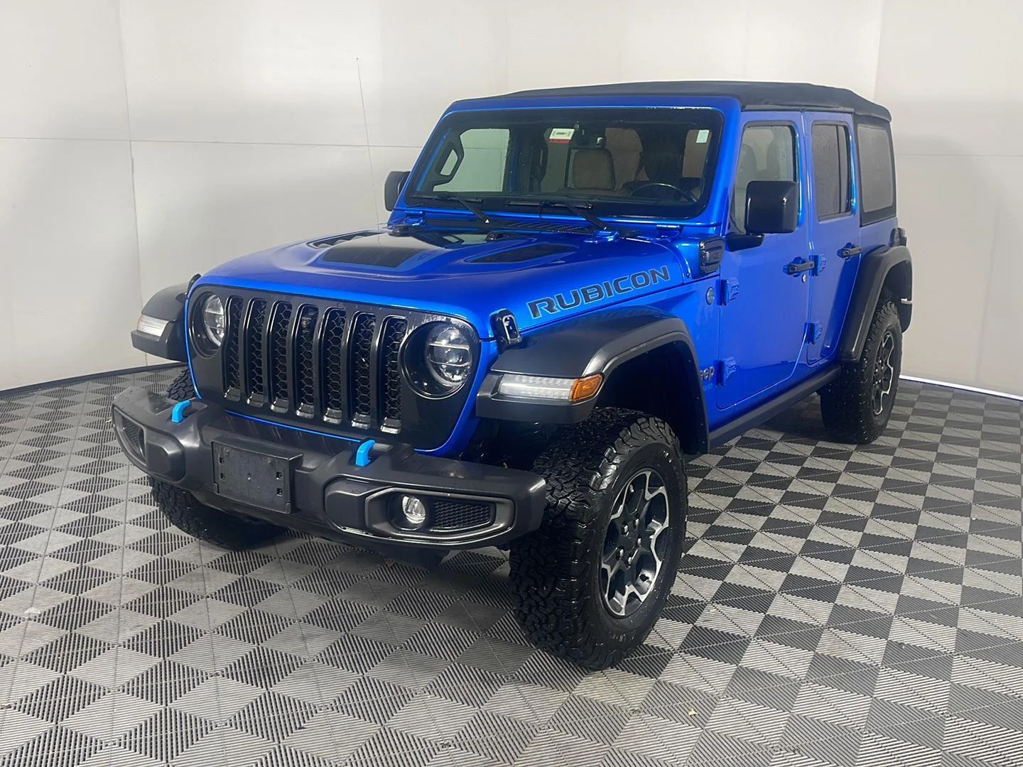 Used 2021 Hydro Blue Pearlcoat Jeep Unlimited Rubicon image 2
