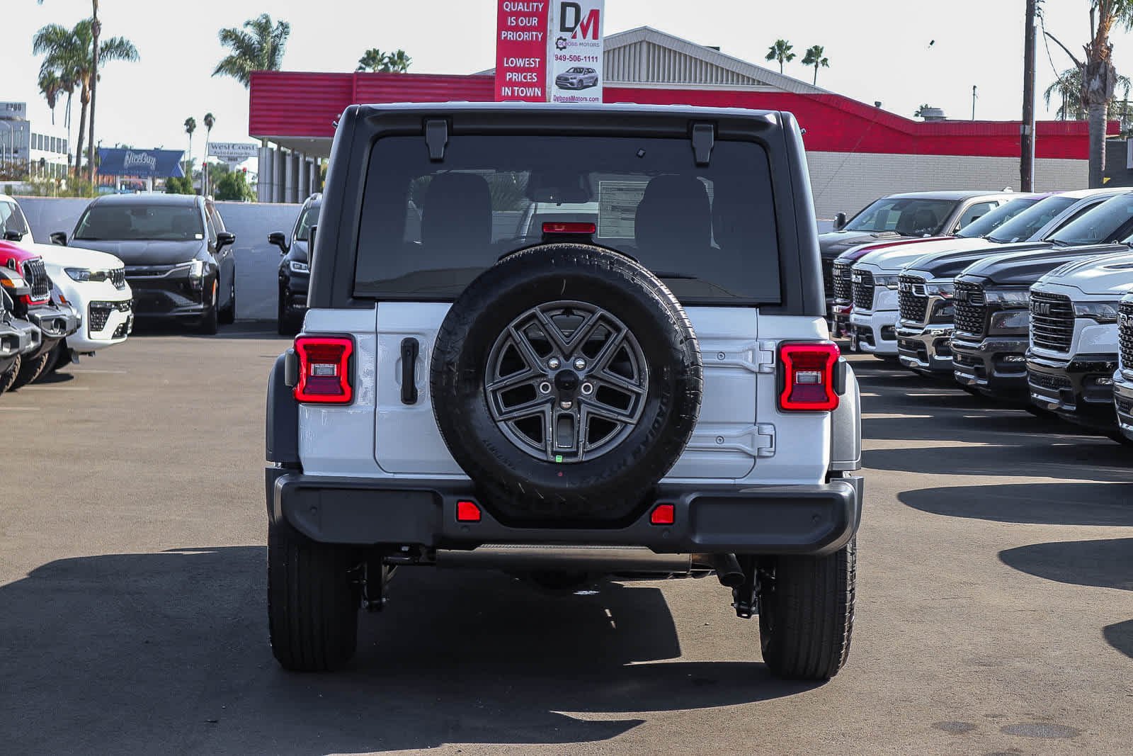 New 2027 Bright White Clear-Coat Paint Jeep Sport S image 5