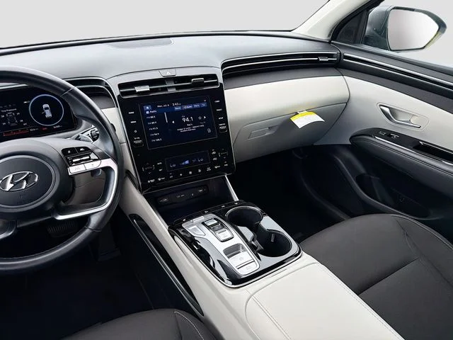 Used 2022 Black Hyundai SEL Convenience image 24