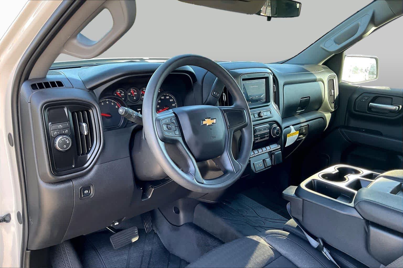 2026 Chevrolet Silverado 1500 Custom - Photo 17