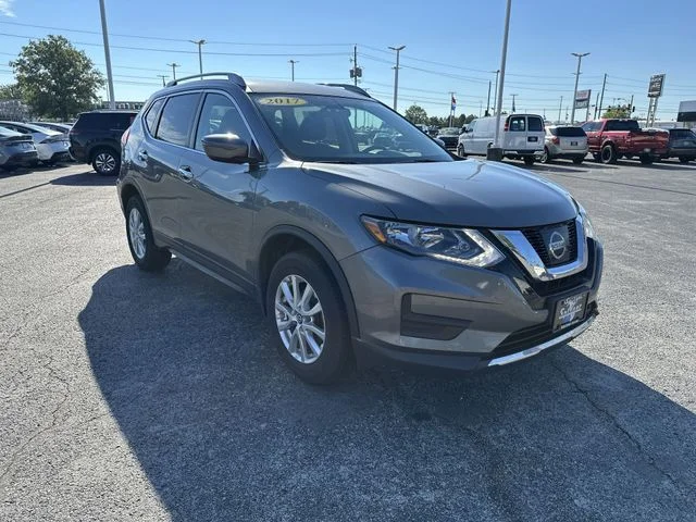 Used 2017 Gray Nissan SV image 11