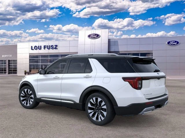 New 2026 Star White Metallic Tri-Coat Ford Platinum image 4