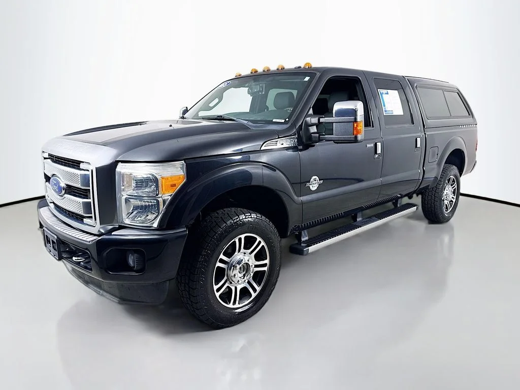 Used 2015 Tuxedo Black Metallic Ford Platinum image 9